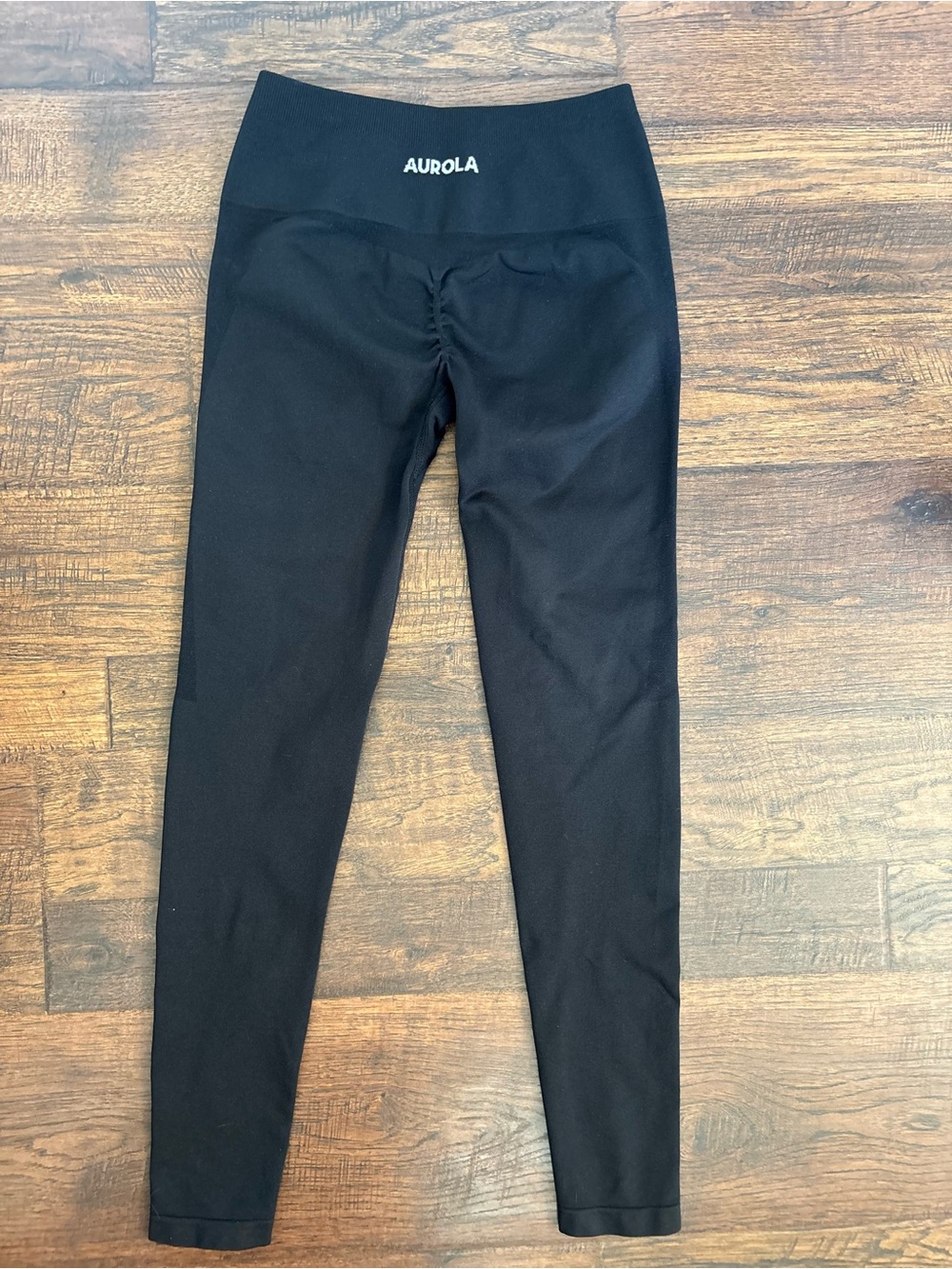 AUROLA seamless scrunch leggings